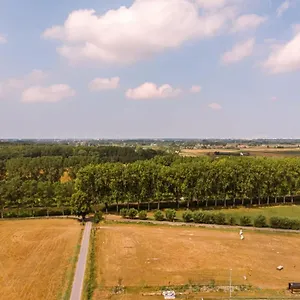 https://nadia-charming-family-room-at-ranch-de-blauwe-zaal.bruges-hotels.info