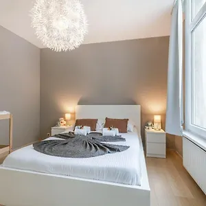 Cozy Nearby The Of Appartement